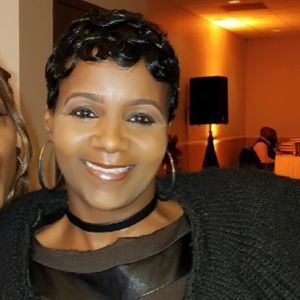 Meet your Posher, Debra